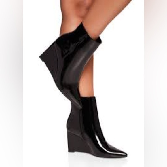 Women’s INC Azah Black Wedge Ankle Booties Size 10 US! - Picture 1 of 11
